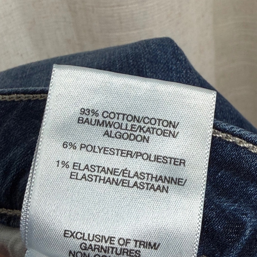Silver Jeans Elyse Mid Rise Cuffed Denim Shorts Medium Blue Wash Women's W30 L4 - Picture 8 of 8